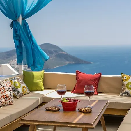 Paris - Hill * Kalkan