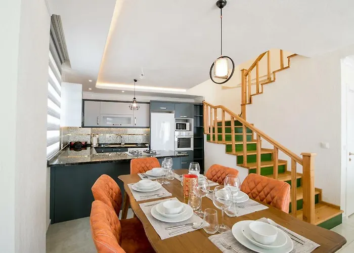 Villa Paris - Hill *