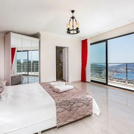 Paris - Hill Villa Kalkan